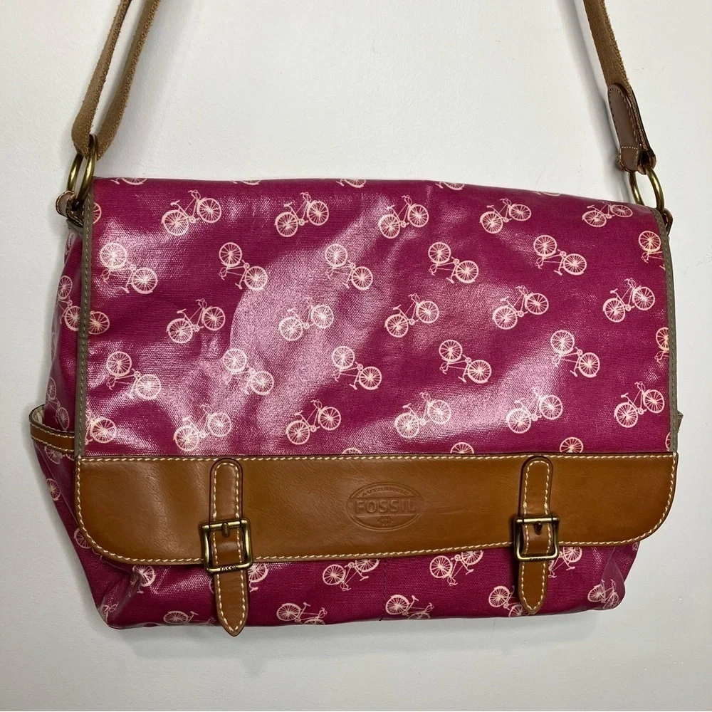 Fossil coated canvas messenger bag pink bicycle‎ print leather trim